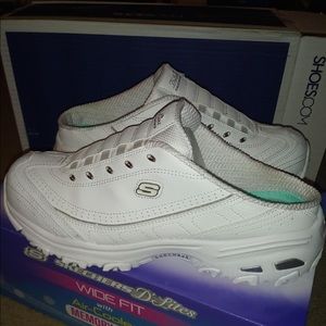 Skechers D’lites Wide Fit Sneakers